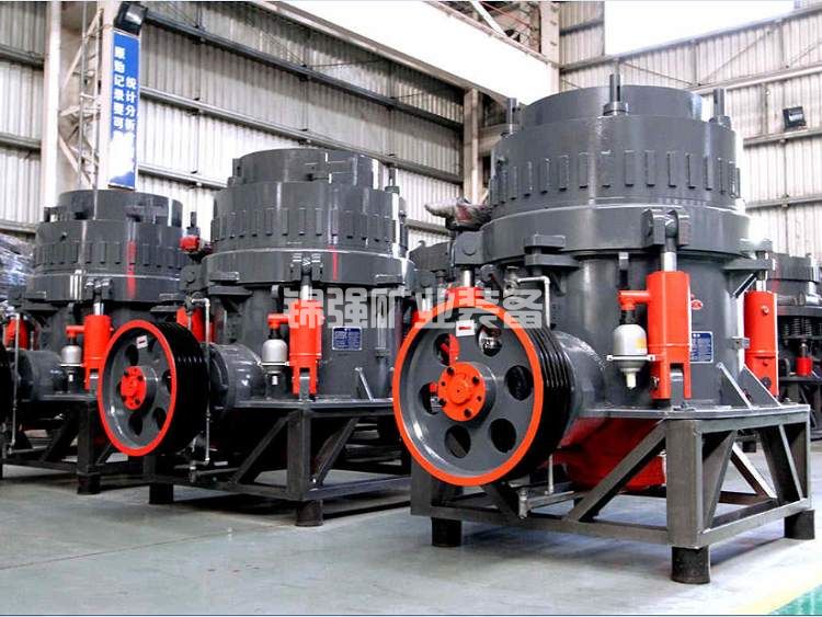 石子破碎機(jī)(圖6)