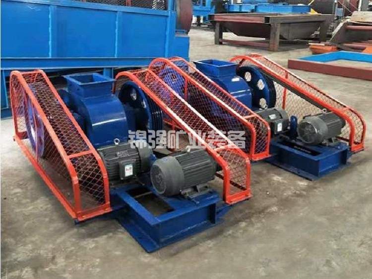齒輥破碎機(圖4)